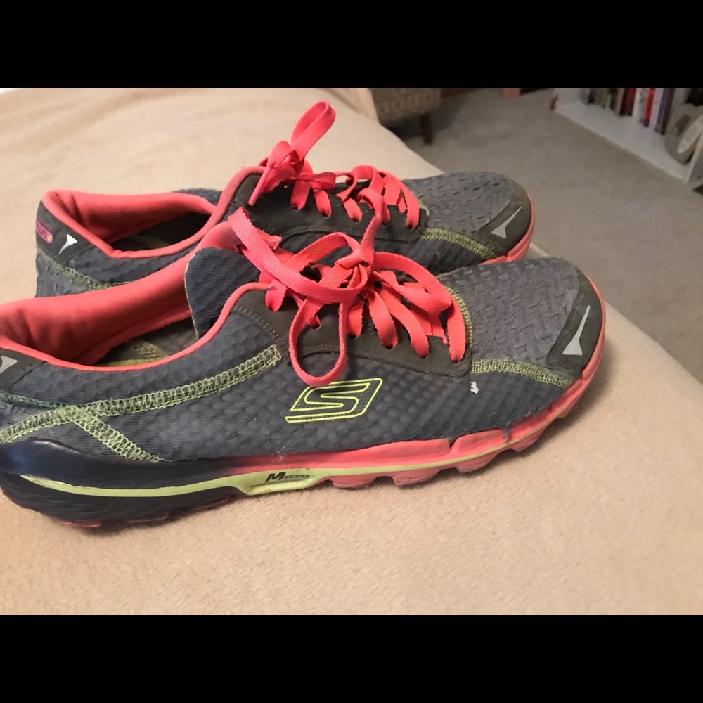 Sketchers GoWalk